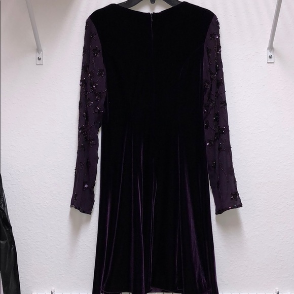 🦋💲 ⬇️VELVET MINI DRESS💜 - Picture 7 of 8